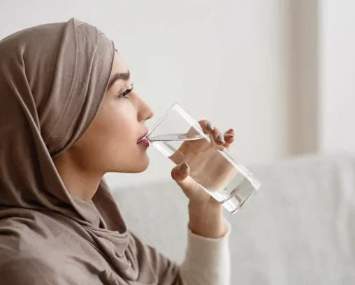 Jadwal Minum Air yang Tepat Saat Puasa untuk Cegah Dehidrasi