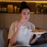 5 Makanan Dan Minuman yang Harus Dihindari Saat Makan Malam